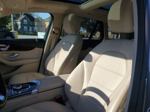 Used 2018 Mercedes-Benz GLC 300 image 14