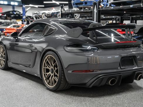 Used 2023 Porsche 718 Cayman GT4 RS image 7