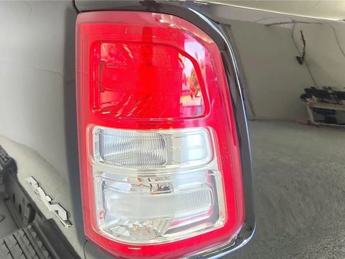Used 2023 RAM 1500 Big Horn AWD/4WD image 15
