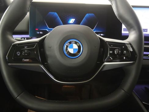 Certified 2024 BMW i5 eDrive40i w/ M Sport Package RWD image 19