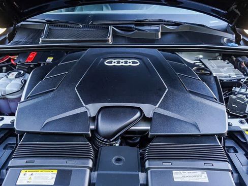 Used 2023 Audi Q7 Premium Plus w/ Premium Plus Package image 30