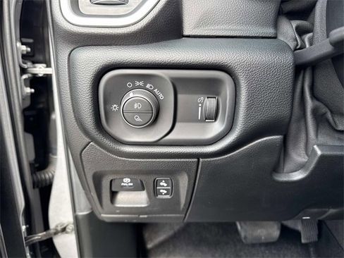 Used 2020 RAM 1500 Big Horn image 28