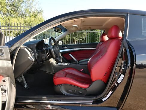 Used 2011 INFINITI G37 IPL RWD image 14