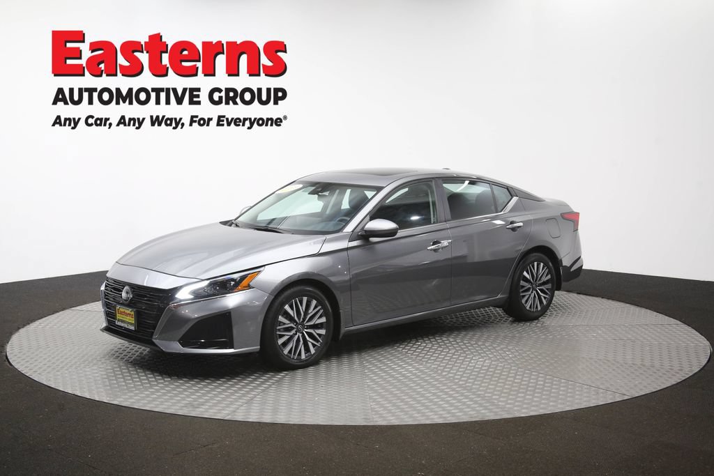 Used 2023 Nissan Altima 2.5 SV w/ SV Premium Package FWD image 57