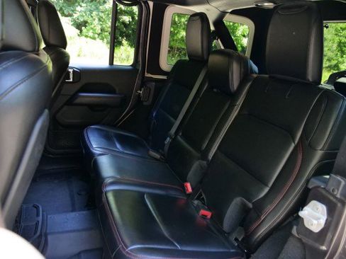 Used 2020 Jeep Wrangler Unlimited Rubicon AWD/4WD image 22