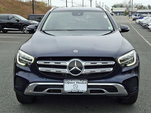 Used 2022 Mercedes-Benz GLC 300 4MATIC image 2