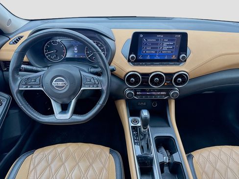 Used 2022 Nissan Sentra SV w/ SV Premium Package FWD image 15