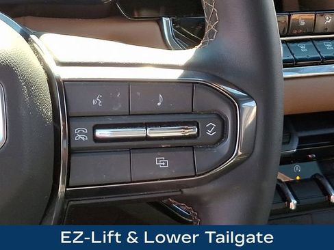 Used 2024 GMC Canyon AT4 image 26