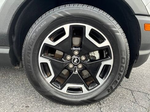 Used 2024 Ford Bronco Sport Outer Banks AWD/4WD image 13