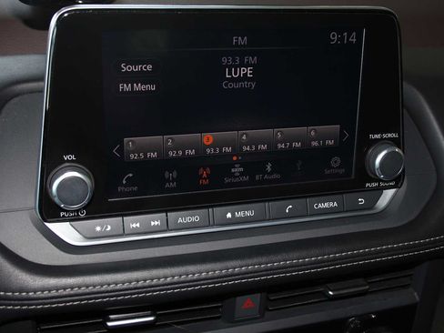 Used 2023 Nissan Rogue SV FWD image 36