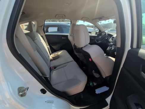 Used 2015 Honda CR-V LX image 3