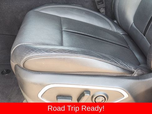 Used 2024 Jeep Wagoneer Series II w/ Flexible Seating Group RWD image 32