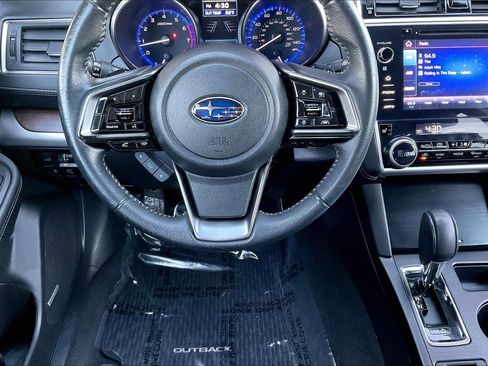 Used 2019 Subaru Outback 2.5i Limited w/ Popular Package #2 image 8