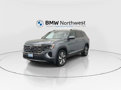 Used 2024 Volkswagen Atlas SEL AWD/4WD image 9