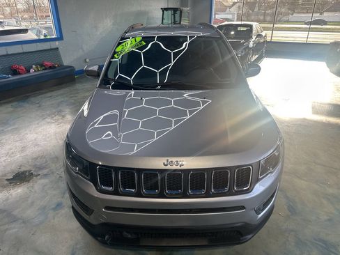 Used 2021 Jeep Compass Limited image 10