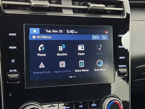 Used 2022 Hyundai Santa Cruz SEL image 17