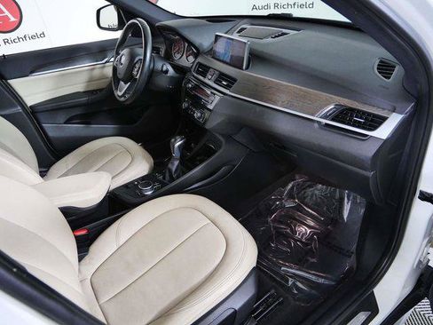 Used 2017 BMW X1 xDrive28i AWD/4WD image 11