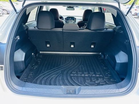 Used 2024 Subaru Crosstrek 2.0i Premium image 25