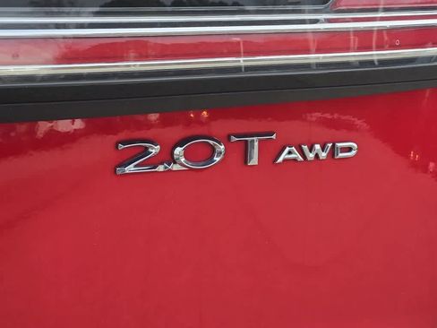 Used 2020 Lincoln Nautilus Premier w/ Equipment Group 101A image 19