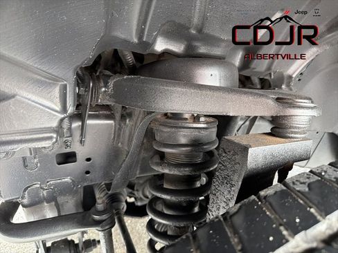 Used 2017 RAM 1500 Laramie w/ Protection Group image 15