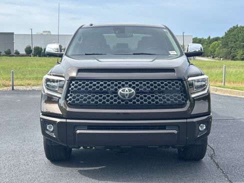 Used 2019 Toyota Tundra Platinum AWD/4WD image 3
