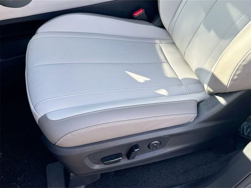 Used 2026 INFINITI QX60 Luxe w/ Cargo Package image 21