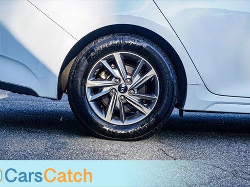 Used 2019 Kia Optima LX image 16