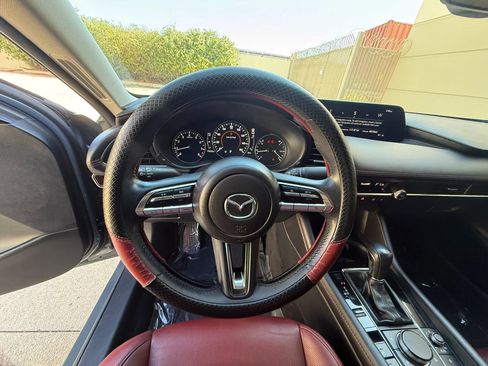 Used 2023 MAZDA MAZDA3 s FWD image 25