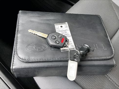 Used 2018 Subaru Crosstrek 2.0i image 14