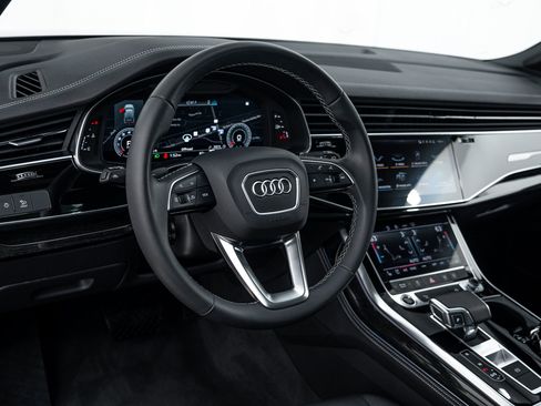 Certified 2025 Audi Q7 3.0T Premium Plus w/ Premium Plus Package AWD/4WD image 9