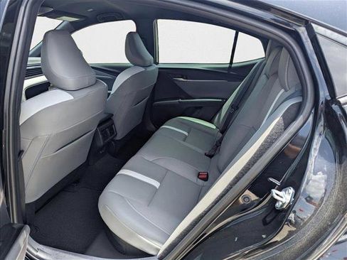 New 2025 Toyota Camry SE image 15