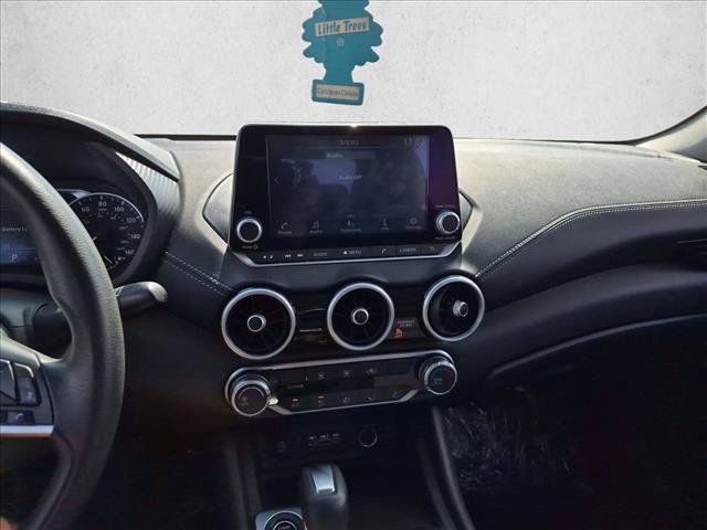 Used 2024 Nissan Sentra SV FWD image 11