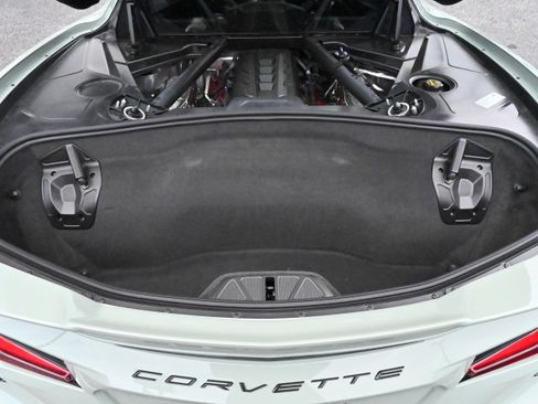 Used 2024 Chevrolet Corvette Stingray Premium Cpe w/ Z51 Performance Package RWD image 30
