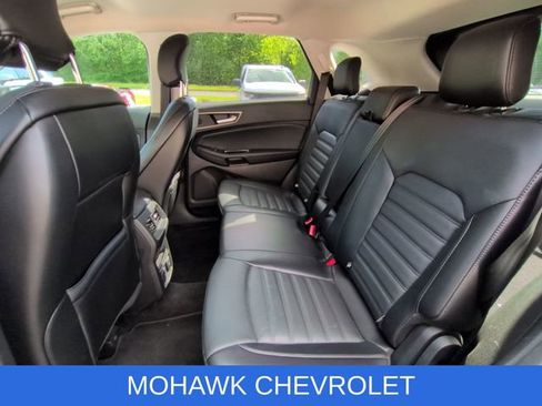 Used 2018 Ford Edge SEL w/ Equipment Group 201A AWD/4WD image 10