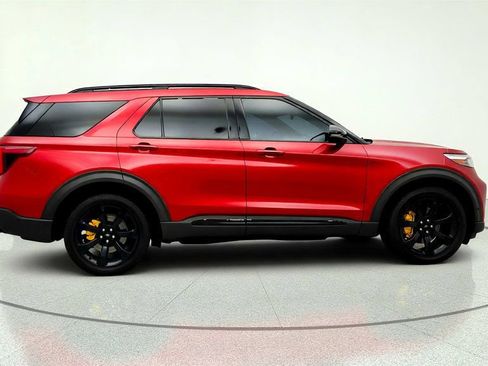 Used 2020 Ford Explorer ST w/ ST High-Performance Pack AWD/4WD image 4