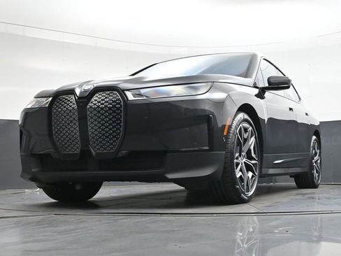 Used 2022 BMW iX xDrive50 AWD/4WD image 34