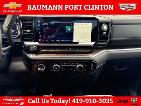 Used 2024 Chevrolet Silverado 1500 LT AWD/4WD image 18