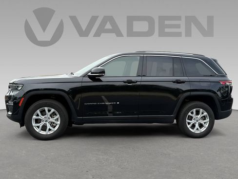 Used 2023 Jeep Grand Cherokee Limited AWD/4WD image 8