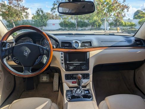 Used 2011 Maserati GranTurismo S image 30