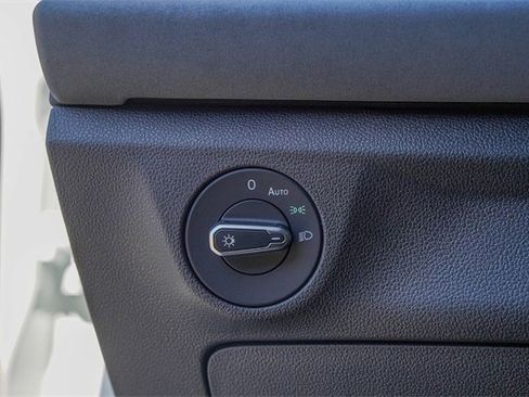 New 2026 Volkswagen Jetta SE image 15