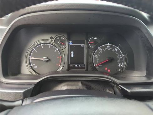 Used 2020 Toyota 4Runner SR5 AWD/4WD image 20