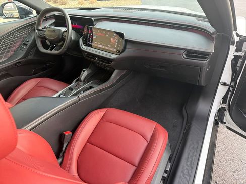 Used 2024 Dodge Charger R/T w/ Plus Group image 30