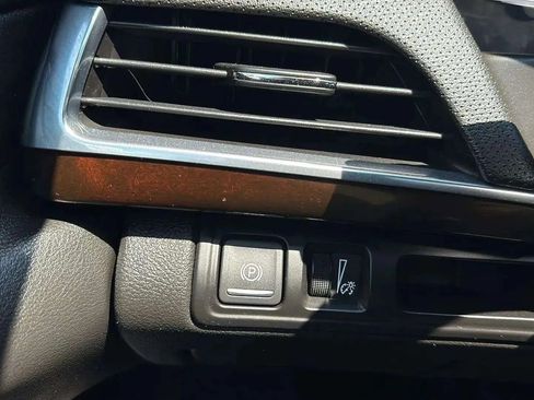 Used 2020 Cadillac CT6 Luxury image 34