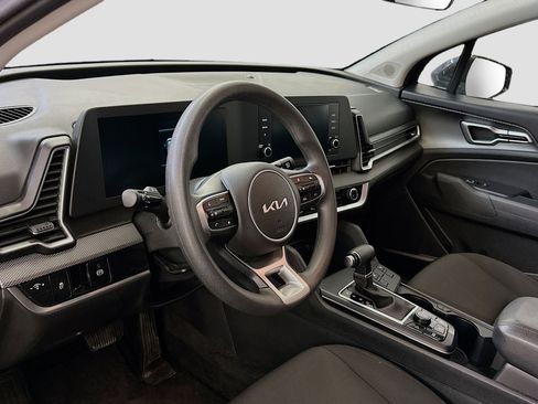 Used 2024 Kia Sportage LX image 18
