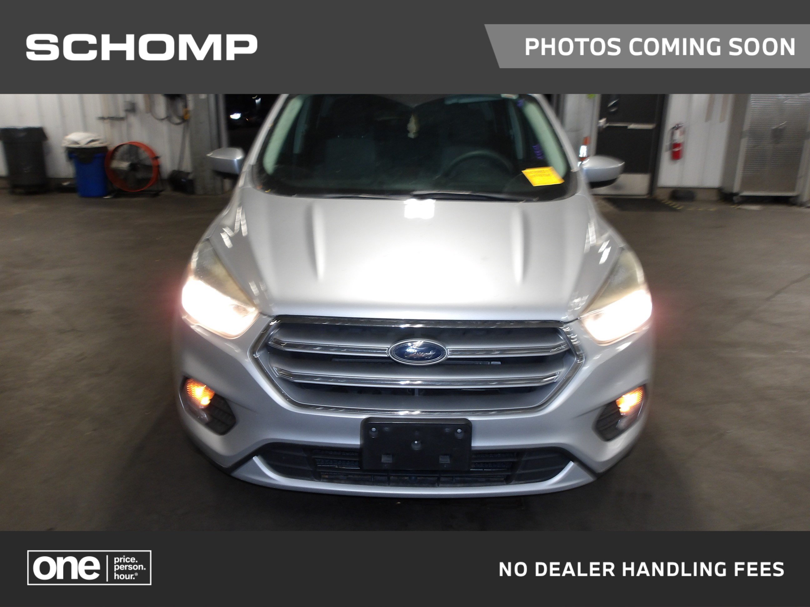 Used 2017 Ford Escape SE AWD/4WD image 1