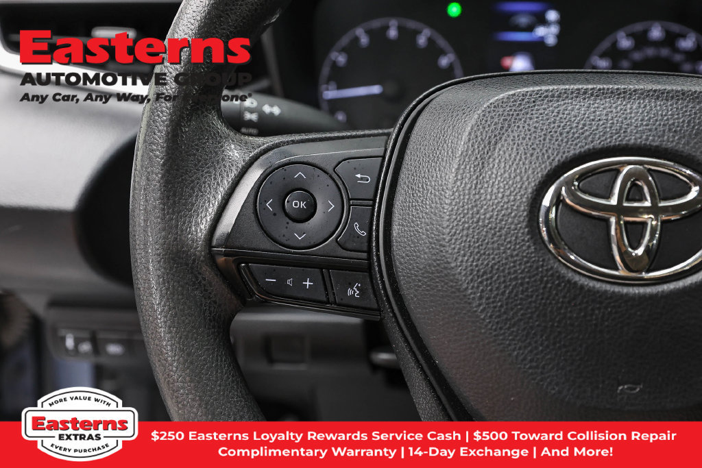 Used 2023 Toyota Corolla LE FWD image 13