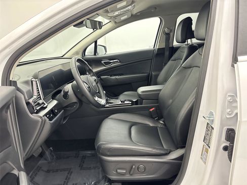 Used 2024 Kia Sportage EX AWD/4WD image 25