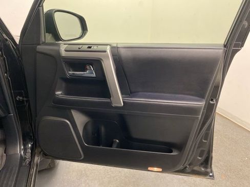 Used 2023 Toyota 4Runner SR5 Premium image 27