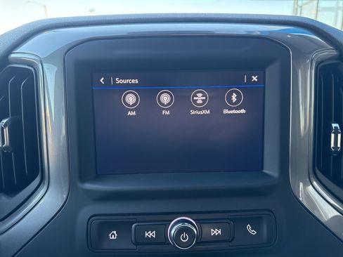 Used 2024 Chevrolet Silverado 1500 Custom image 23