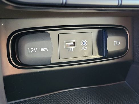 Used 2020 Hyundai Santa Fe SEL image 11